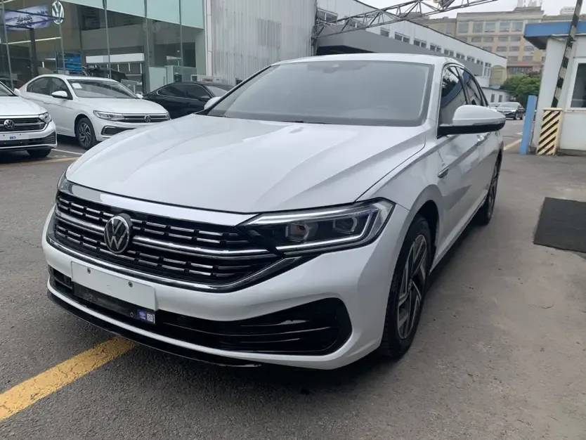 Volkswagen Sagitar 2024