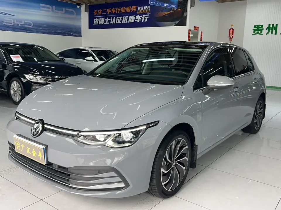 Volkswagen Golf golf 2021 280TSI DSG Pro 2022 — photo 1, buy with delivery to Moscow