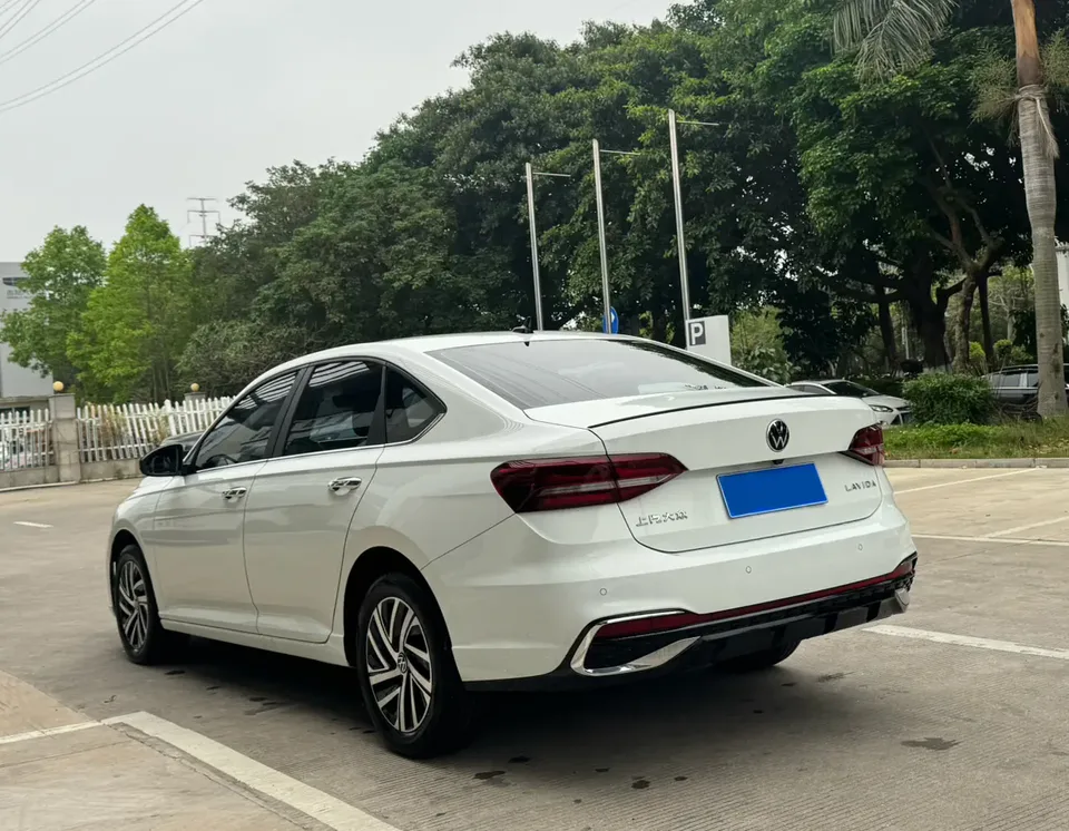 Volkswagen Lavida Lavida 2024 300TSI DSG Starry Sky Leading Edition 2024 — миниатюра 4
