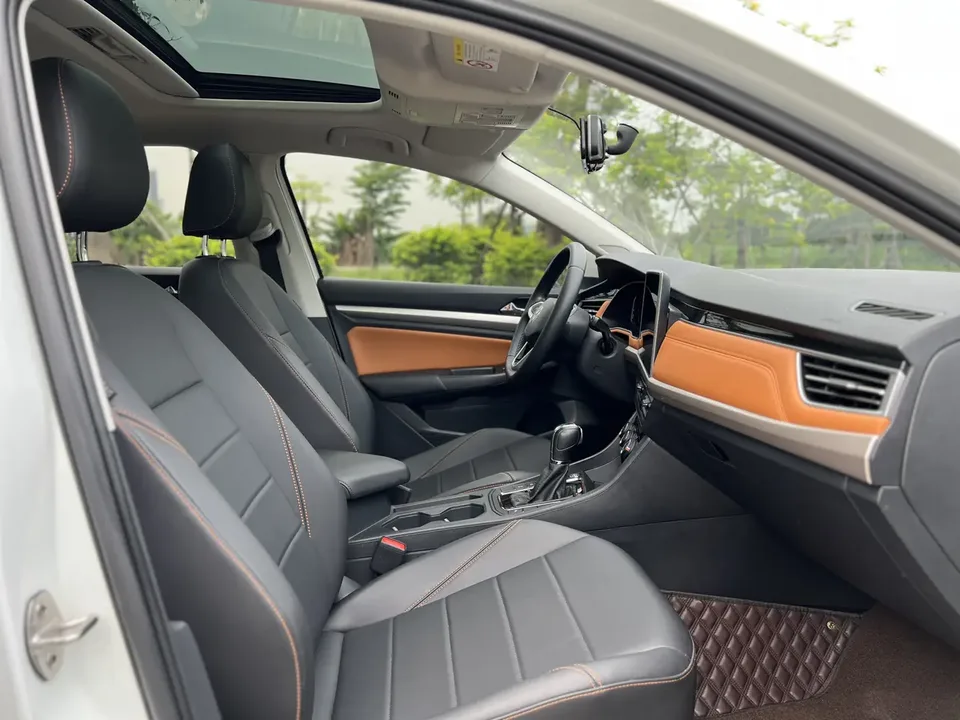 Volkswagen Bora Bora 2023 200TSI DSG Joy Edition 2023 — миниатюра 5