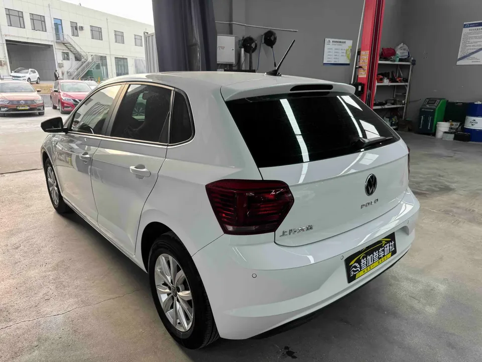 Volkswagen Polo facelift Plus 1.5L Automatic Colorful Technology Edition 2023 — миниатюра 4