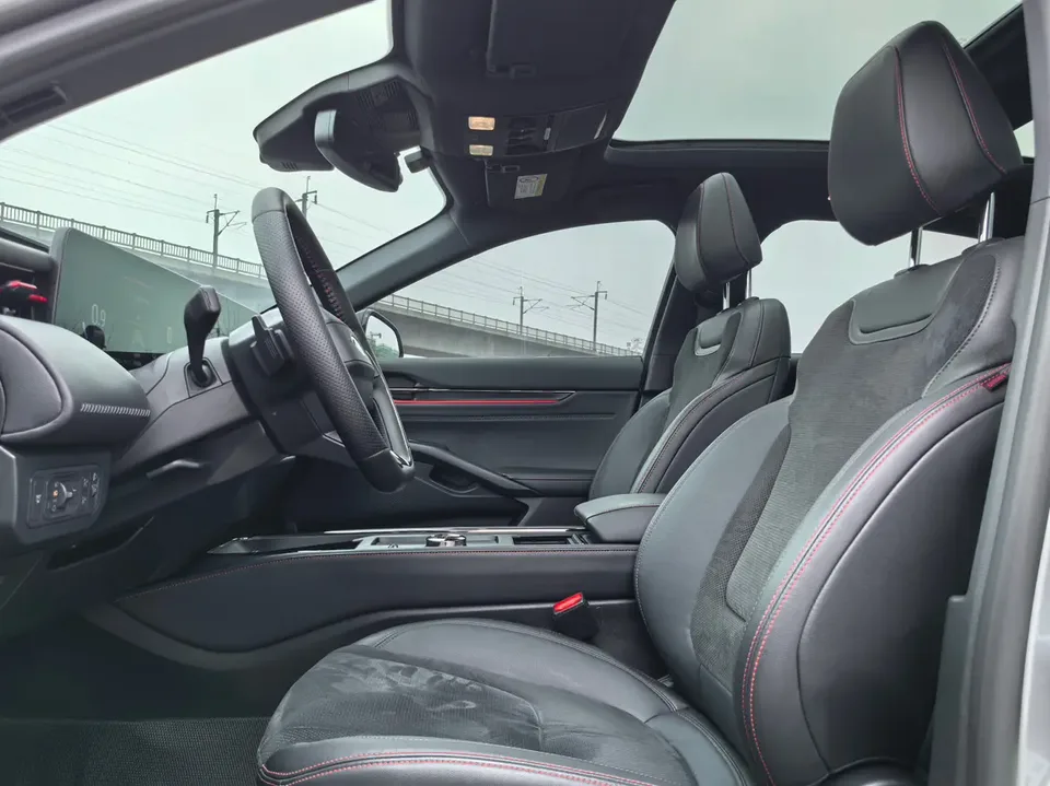 Ford Mondeo Toyota Mondeo EcoBoost 245 ST-Line 2023 — миниатюра 4