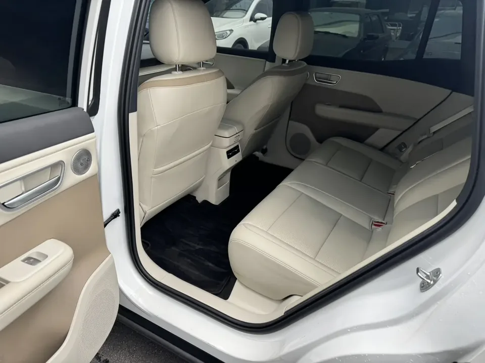 Toyota Bozhi 3X 520 Pro 2025 — миниатюра 3
