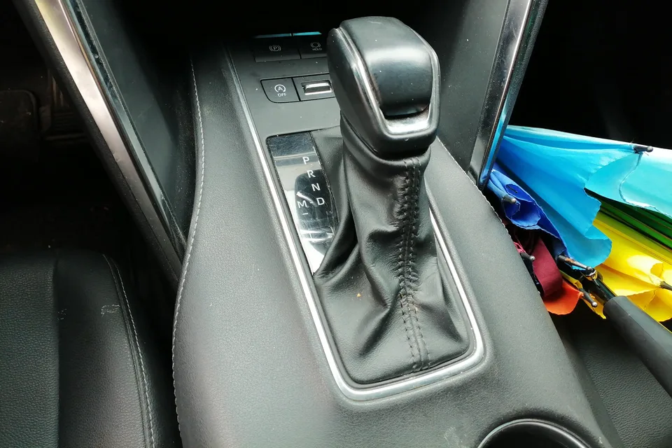 Toyota Venza 2.0L CVT 2WD Luxury Edition 2022 — миниатюра 4