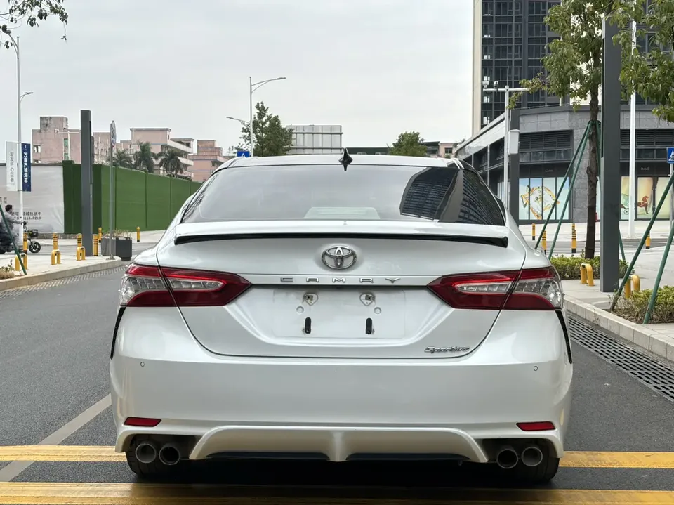 Toyota Camry 2.0S Advanced Edition 2022 — миниатюра 2