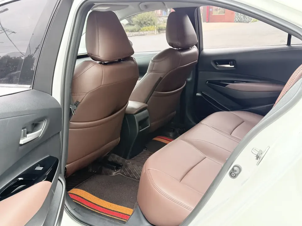 Toyota Asiatic lion Asia Lion 2.0L CVT Pioneer Edition 2024 — миниатюра 3