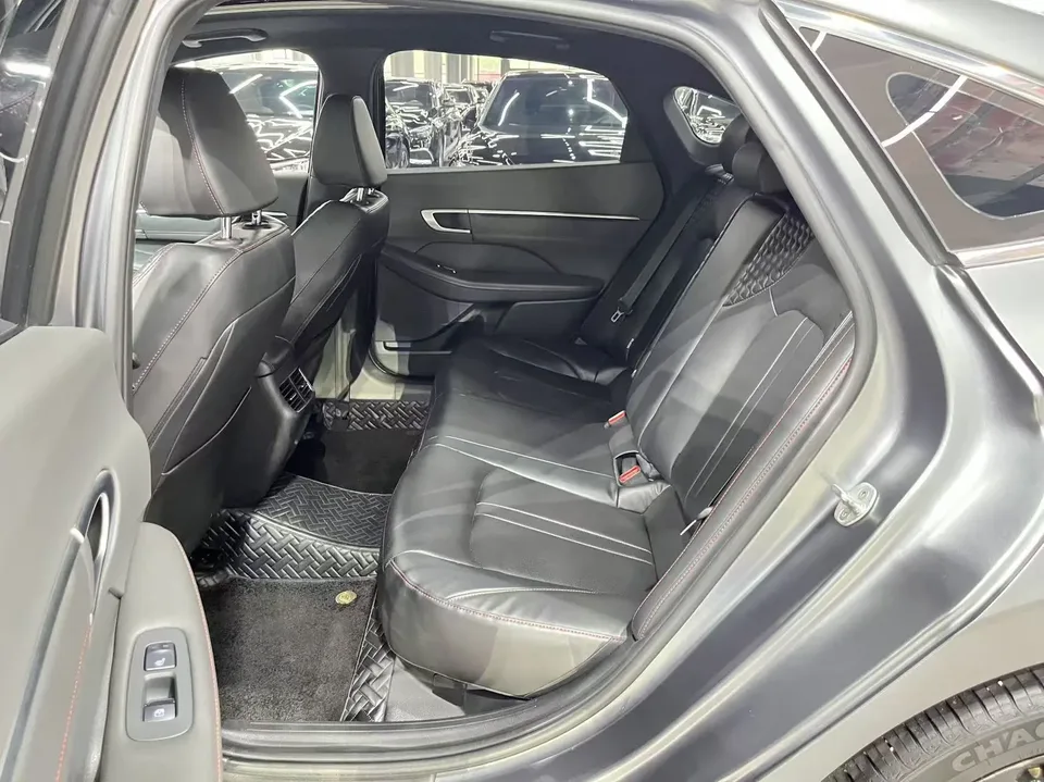 Hyundai Sonata 270TGDi 20th SE DCT 20th Anniversary Edition 2022 — миниатюра 3