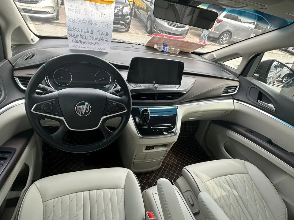 Buick GL8 facelift land business class 652T smart luxury model 2022 — миниатюра 3