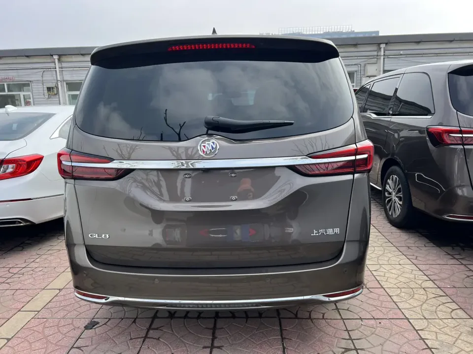 Buick GL8 GL8 2023 Land Business Class 2.0T Luxury Edition 2023 — thumbnail 2