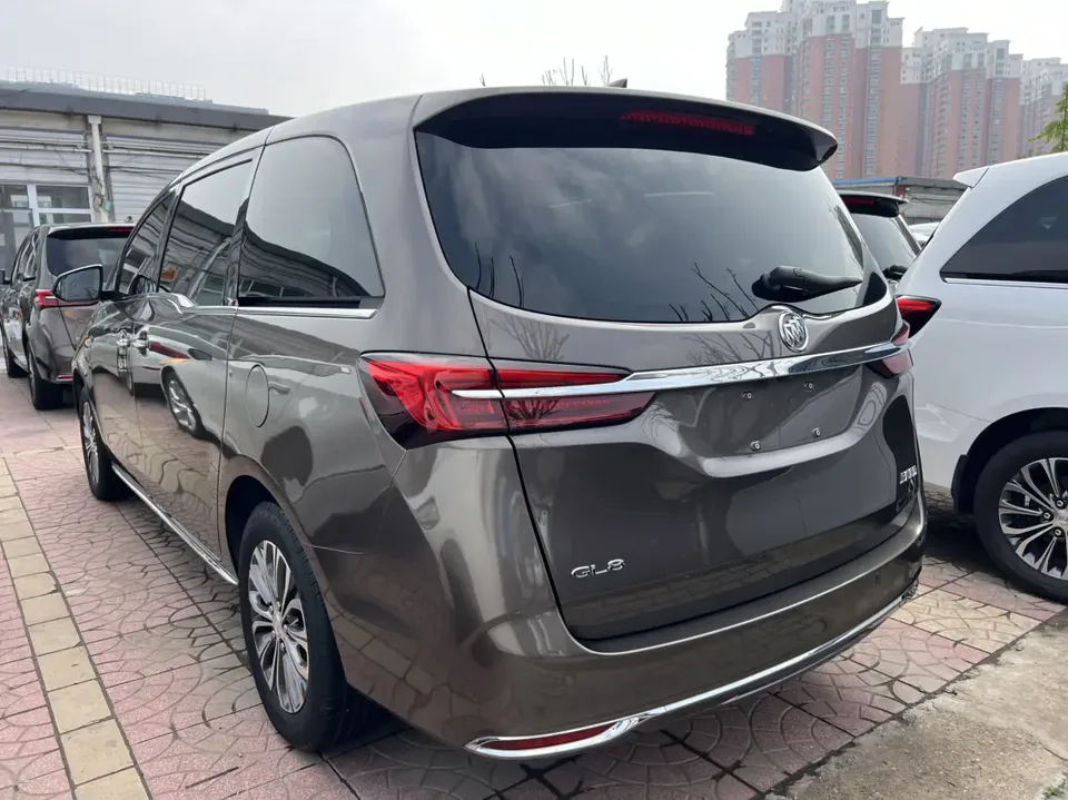 Buick GL8 GL8 2023 Land Business Class 2.0T Luxury Edition 2023 — thumbnail 4