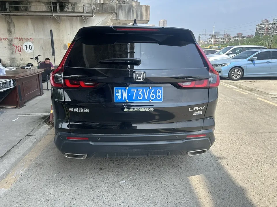 Honda CR-V Honda CR-V 2023 240TURBO CVT 2WD 5-seater version 2023 — миниатюра 2
