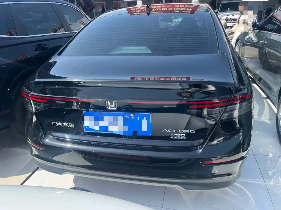 Honda Accord Accord 2025 RuiT-Motion 260TURBO Luxury Edition 2024 — миниатюра 4
