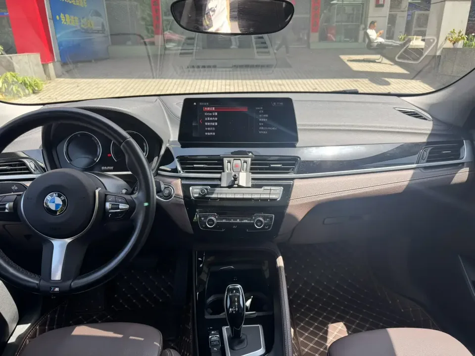 BMW X2 sDrive25i M Off-Road Package 2022 — миниатюра 2