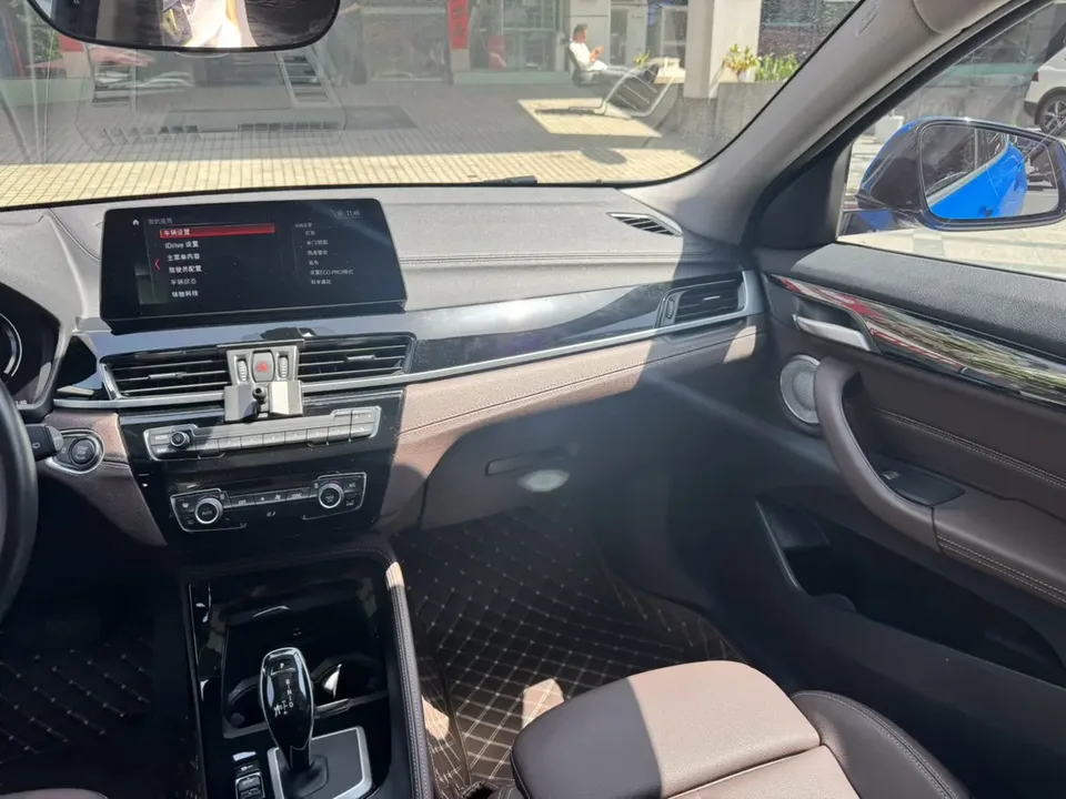 BMW X2 sDrive25i M Off-Road Package 2022 — миниатюра 4