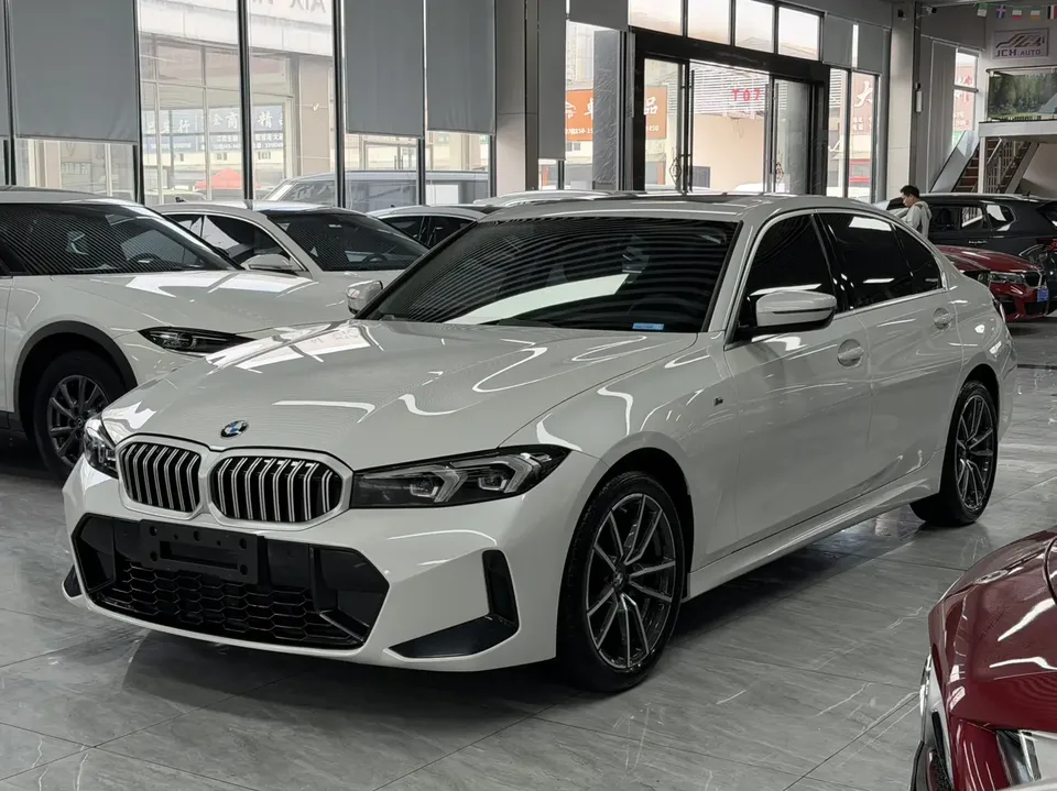 BMW 3 Series 2023