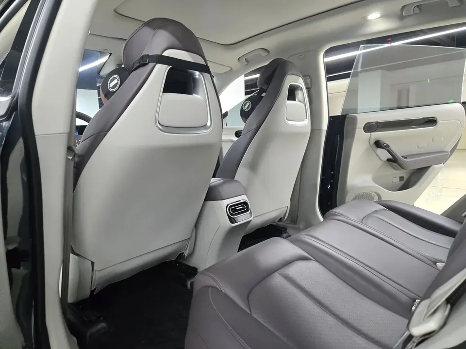Leapmotor Zero running C11 Extended Range 200 Comfort Edition 2023 — миниатюра 3