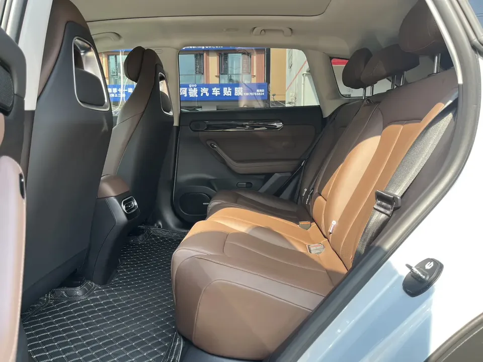 Leapmotor Zero running C11 Extended Range 200 Comfort Edition 2024 — миниатюра 3