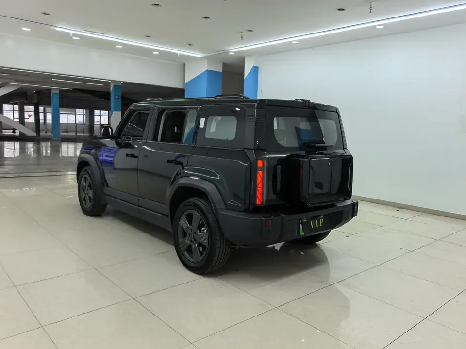 iCAR 03 two-wheel drive long-range version 2024 — миниатюра 3
