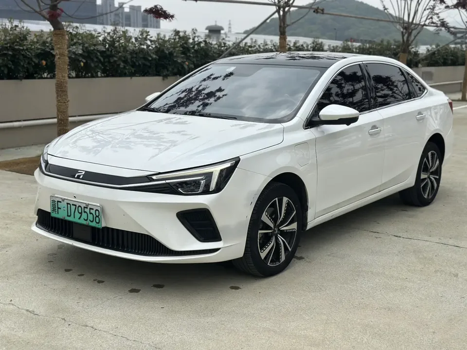 Rising Auto Feifan ER6 2022