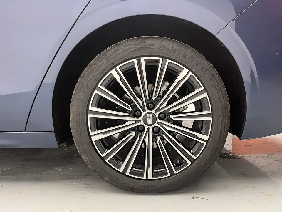 Geely Galaxy A7 PHEV 150km Starship Edition 2025 — миниатюра 4