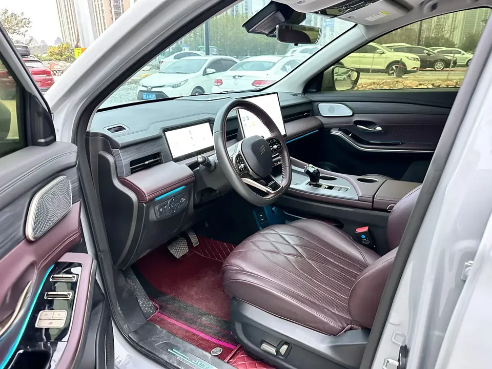 Jetour X90 Pro 2.0TD DCT Premium Edition 2024 — миниатюра 5