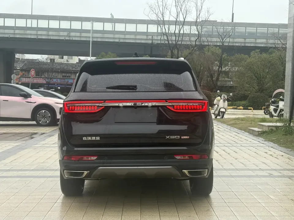 Jetour Jietu X90 PLUS Jietu X90 PLUS 2024 1.6TD DCT Villa PRO 2024 — миниатюра 2