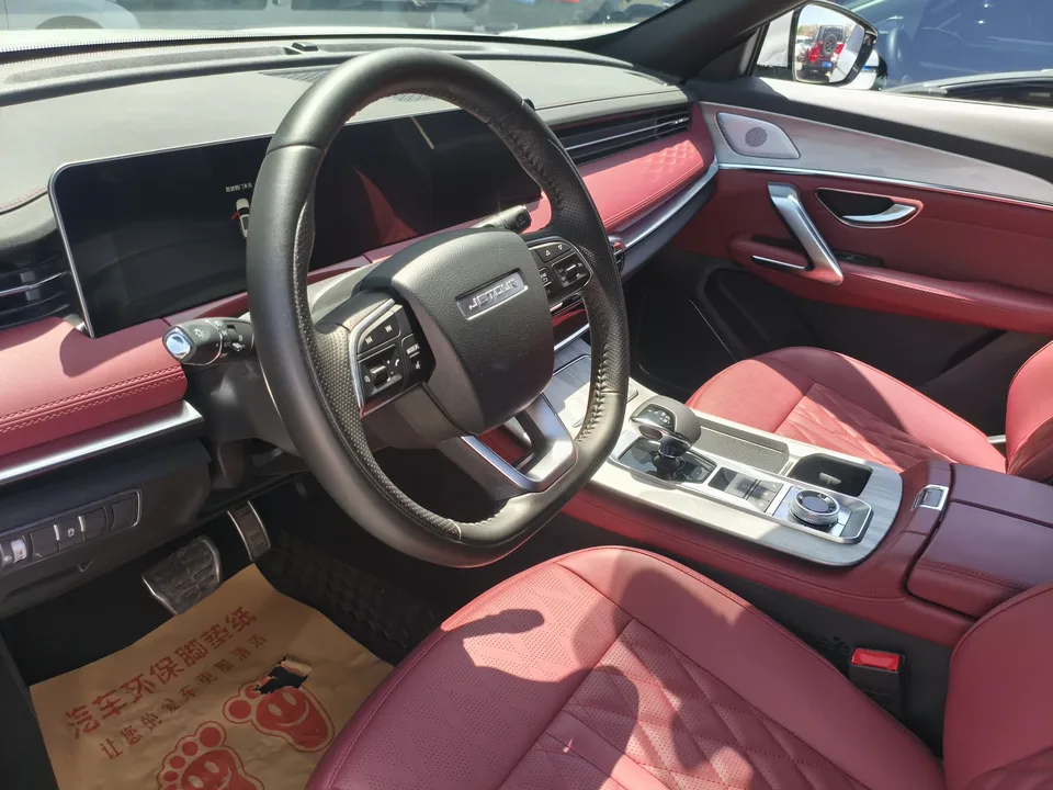 Jetour Jietu X70 PLUS JETOUR X70 PLUS 2023 1.5T DCT Brave PLUS 7-seater 2024 — миниатюра 4