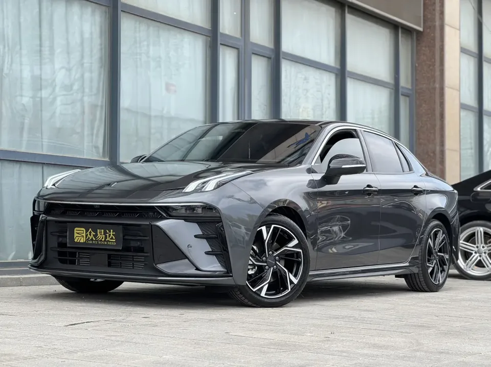 Lynk & Co 03 2025