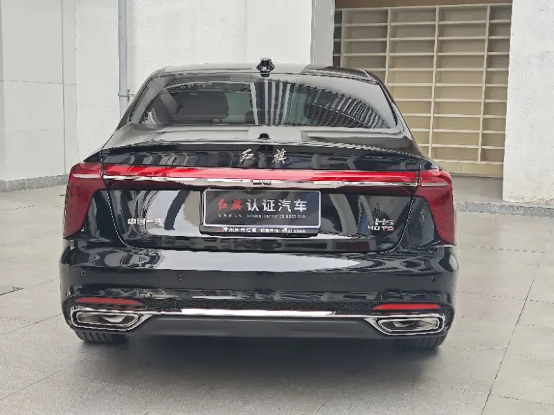Hongqi H5 Hongqi H5 2025 2.0T Automatic Flagship 500,000 Commemorative Edition 2025 — миниатюра 2