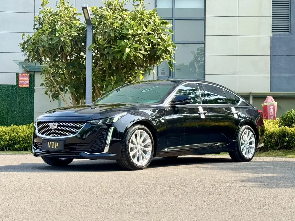 Cadillac CT5 28T Luxury Standard Edition 2023 — фото 1, купить с доставкой в Москву