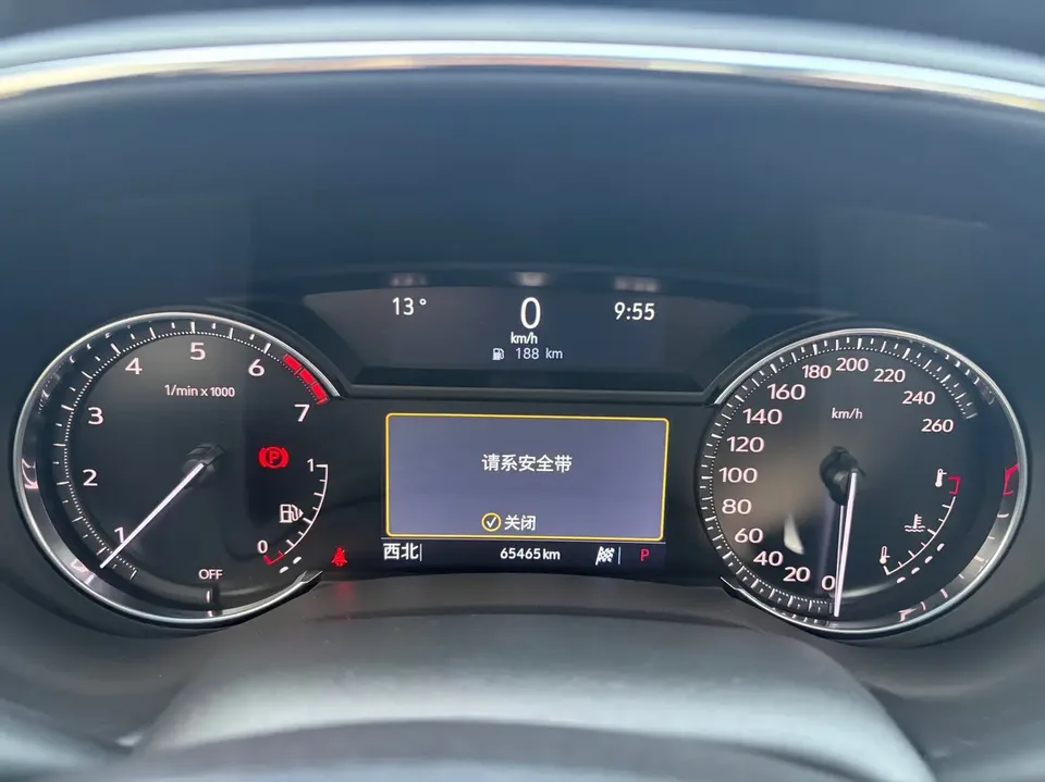 Cadillac CT5 28T Luxury Standard Edition 2023 — миниатюра 3