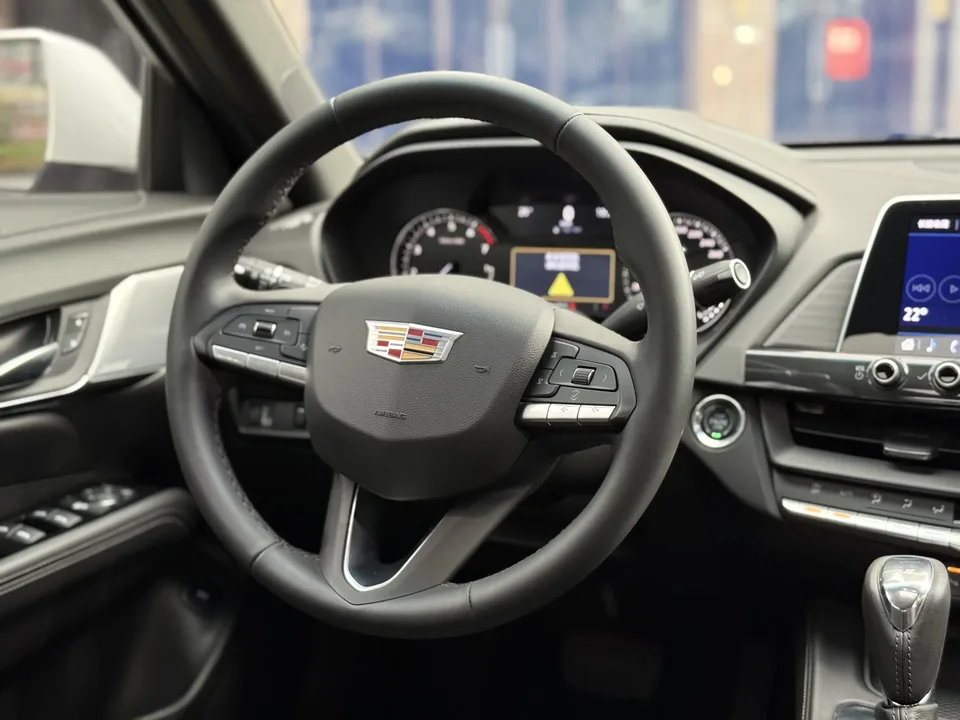 Cadillac CT4 Cadillac CT4 2022 28T luxury model 2024 — миниатюра 3