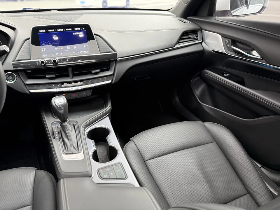 Cadillac CT4 Cadillac CT4 2022 28T luxury model 2024 — миниатюра 4