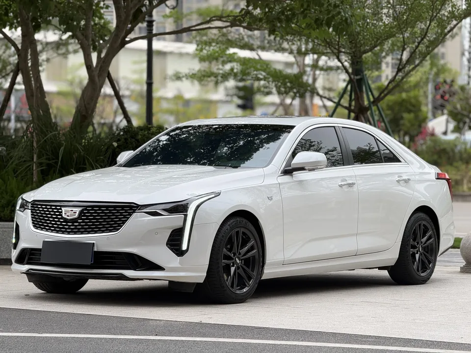Cadillac CT4 2024