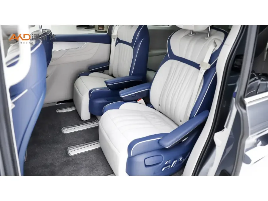 Roewe iMAX8 Roewe iMAX8 2022 400TGI Gathering Edition 2022 — миниатюра 4