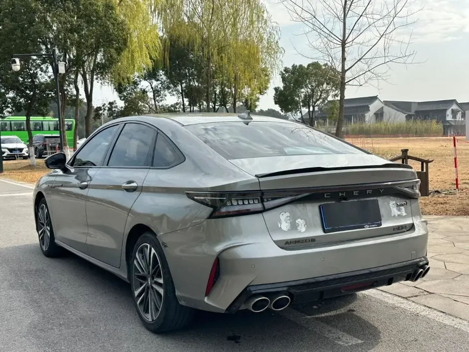 Chery Arrizo 8 High Energy Edition 2.0T DCT 2023 — миниатюра 4
