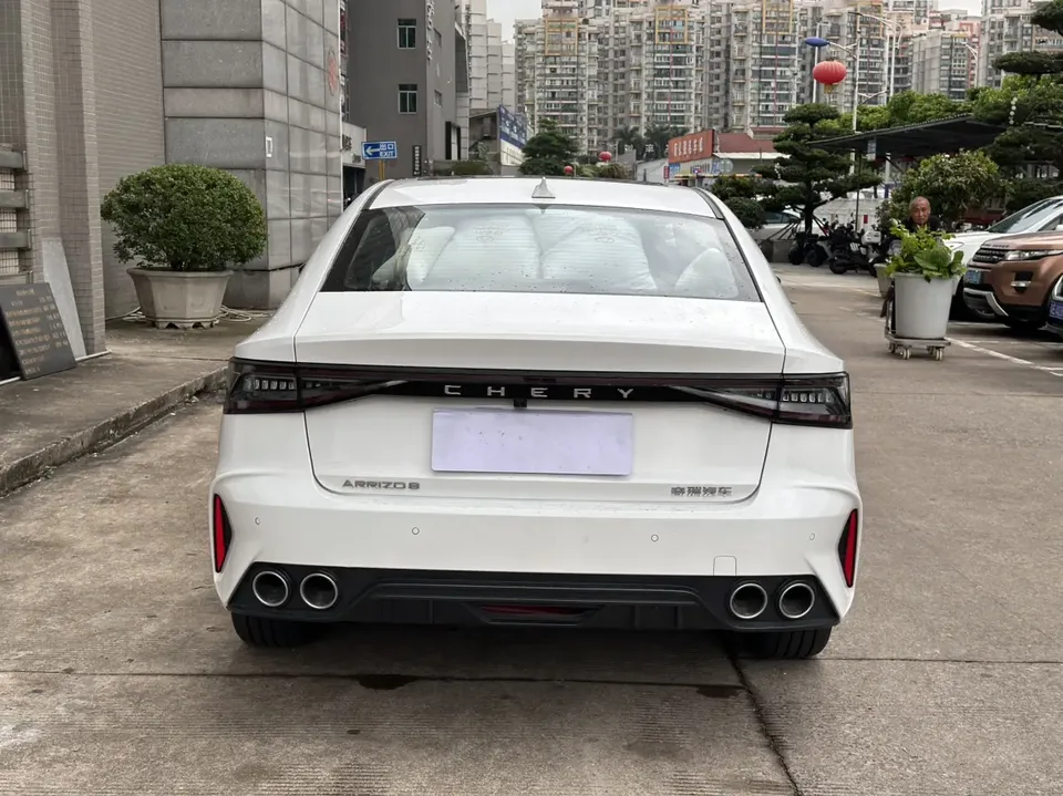 Chery Arrizo 8 1.6TGDI DCT Rui 2025 — миниатюра 2