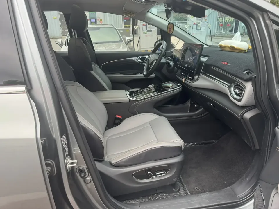 AION V AION V Plus 80 pilot smart driving version ternary lithium 2022 — миниатюра 4