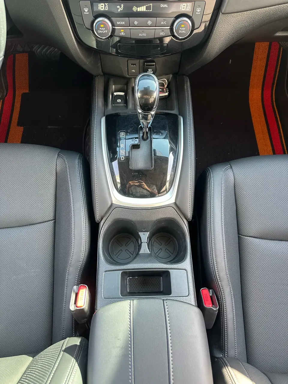 Nissan X-Trail Qijun 2023 Classic Edition 2.0L 2WD Smart Connection Comfort Edition 2024 — thumbnail 4
