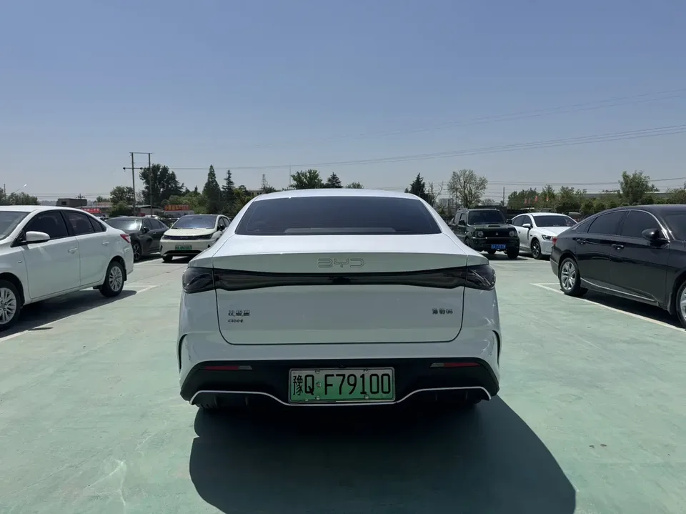 BYD Seal 06DM DM-i 120KM Premium Edition 2024 — миниатюра 2