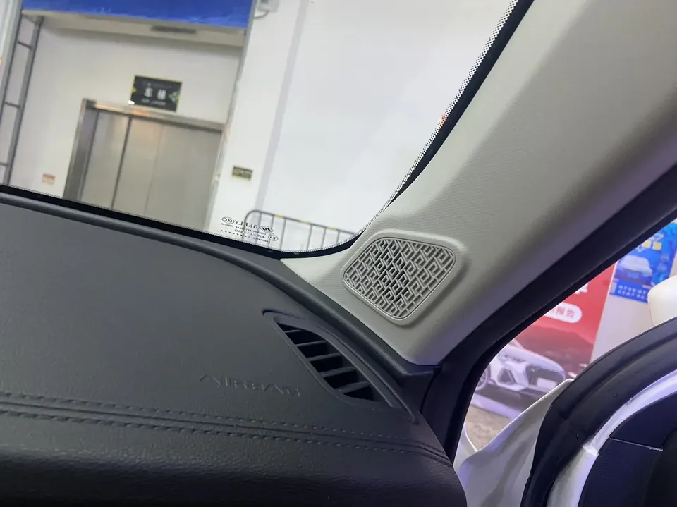 Geely Vision X6 Vision X6 2021 PRO 1.4T Automatic Premium Edition 2022 — thumbnail 4