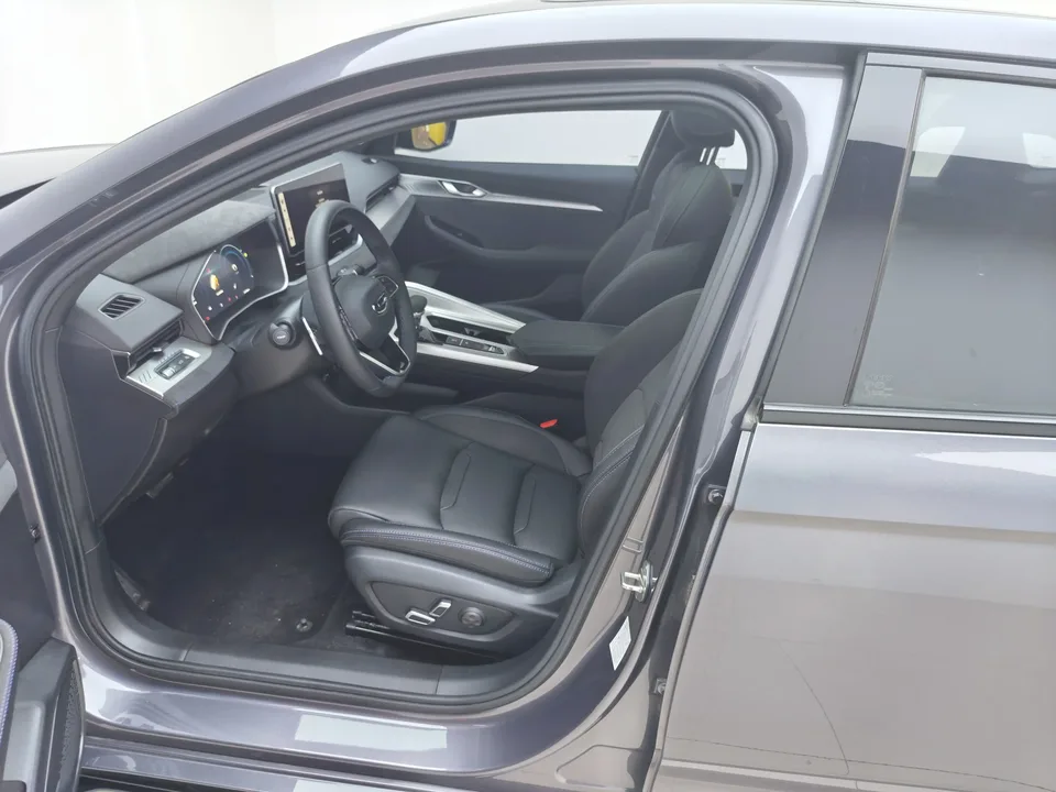 Geely Xing Rui 2.0T Qingyun Edition 2024 — миниатюра 3