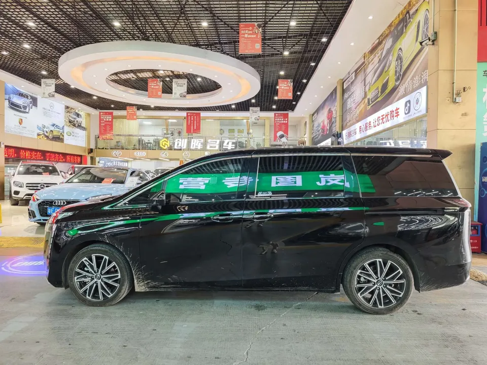 GAC Trumpchi E8 2025