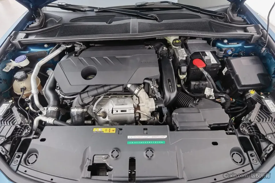 Peugeot 408X 1.6T Gravity Edition 2026 — миниатюра 2