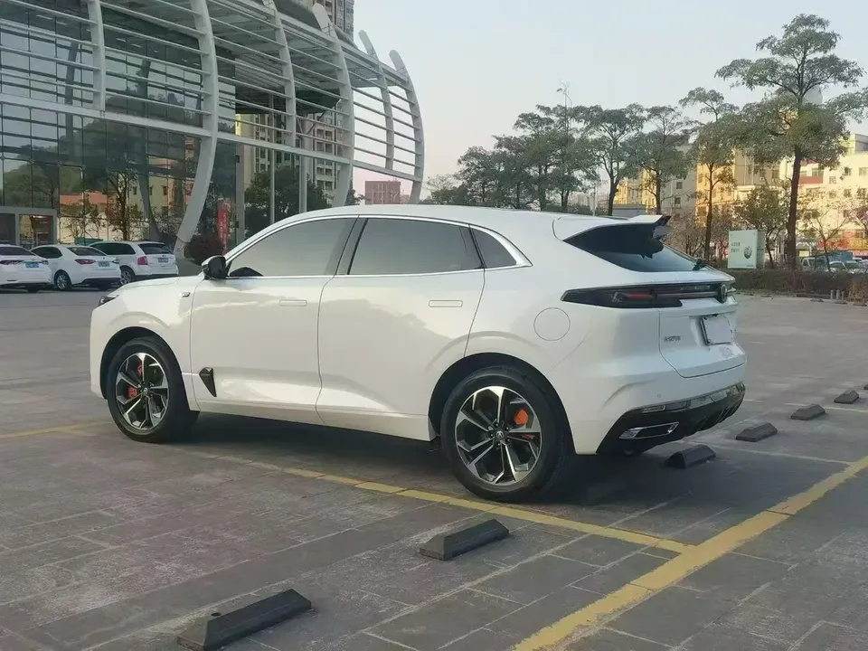 Changan UNI-K iDD 1.5T 135km Smart Fun Edition 2024 — миниатюра 4