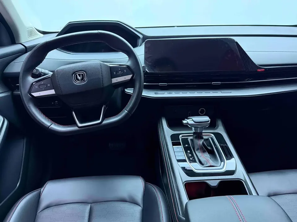 Changan CS55 Plus Second Generation 1.5T DCT Excellence Edition 2023 — миниатюра 3