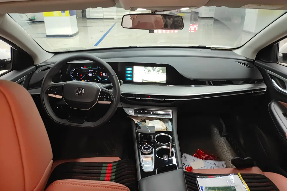 Changan Escape Escape 2025 PLUS 1.4T DCT High Energy Edition 2025 — thumbnail 3