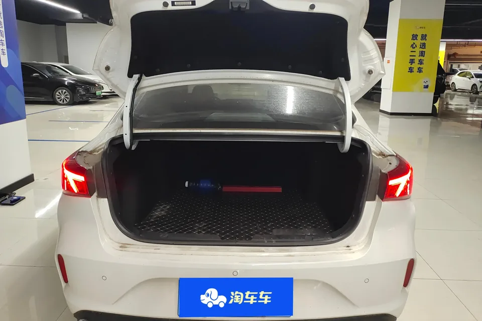 Changan Escape Escape 2025 PLUS 1.4T DCT High Energy Edition 2025 — thumbnail 4