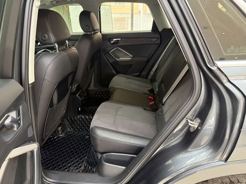 Audi Q3 Audi Q3 2023 35 TFSI Fashionable and Dynamic 2023 — миниатюра 5