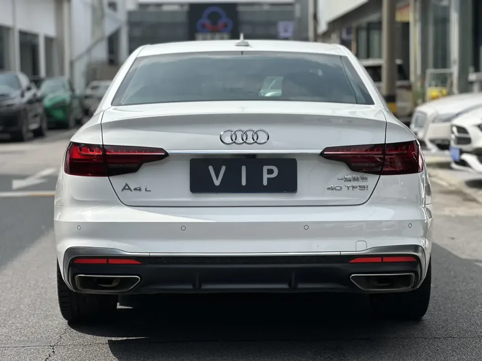 Audi a4 l A4L 2022 Audi A4L 2022 40 TFSI Fashion Dynamic Edition 2022 — thumbnail 2